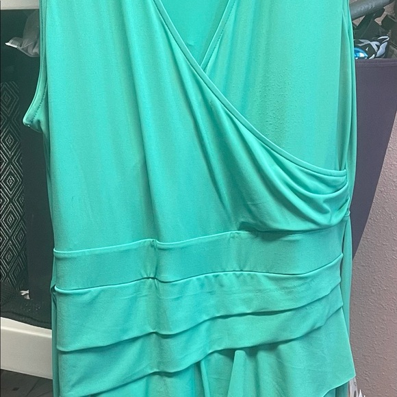 Clothes - Picture 7 of 16